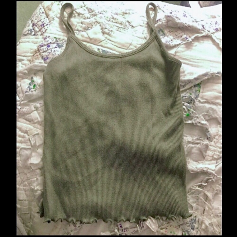 dark green cami tank top 🌲